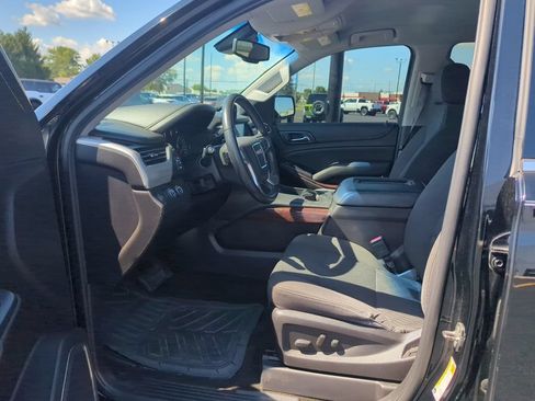 Used 2017 GMC Yukon SLE w/ Convenience Package AWD/4WD image 9