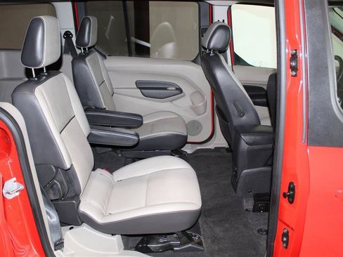 Used 2016 Ford Transit Connect Titanium FWD image 30