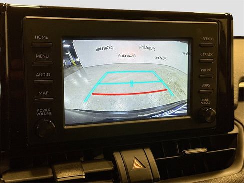 Used 2019 Toyota RAV4 LE image 14