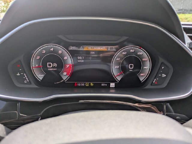 Used 2023 Audi Q3 2.0T Premium Plus AWD/4WD image 29