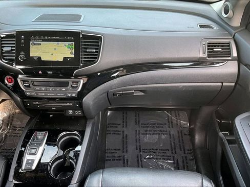 Used 2021 Honda Pilot Touring image 26