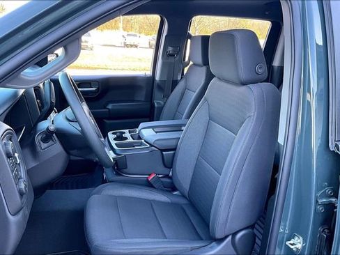 New 2026 Chevrolet Silverado 1500 Custom Trail Boss w/ Dark Appearance Package AWD/4WD image 9