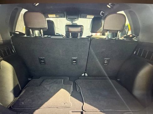 Used 2024 Ford Escape ST-Line w/ Tech Pack #1 AWD/4WD image 7
