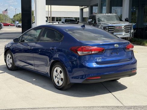 Used 2018 Kia Forte LX FWD image 7