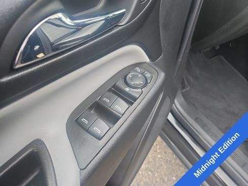 Used 2023 Chevrolet Equinox LS w/ LS Convenience Package image 12