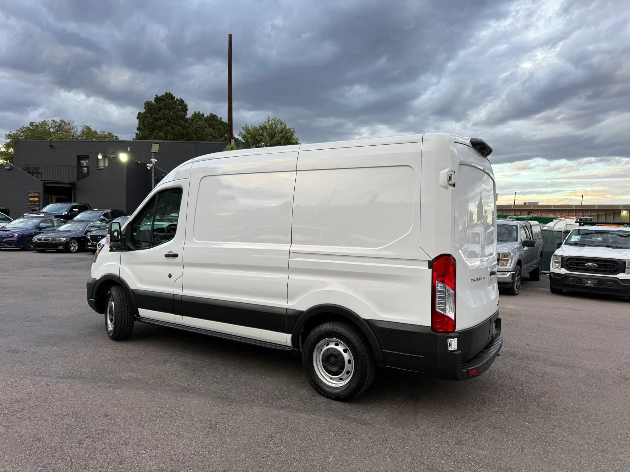 Used 2021 Ford Transit 150 Medium Roof RWD image 6