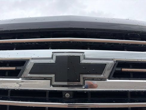 Used 2021 Chevrolet Silverado 1500 High Country w/ Technology Package AWD/4WD image 21