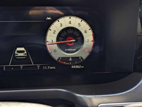 Used 2023 Kia Sorento SX image 13