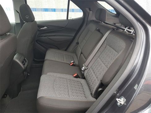 Used 2022 Chevrolet Equinox LT image 25