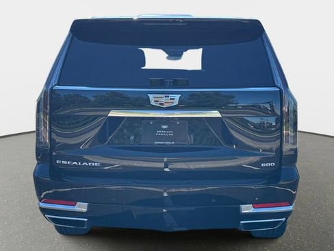 Certified 2025 Cadillac Escalade Premium Luxury AWD/4WD image 4