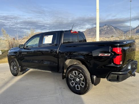 Used 2023 Chevrolet Colorado Z71 image 3