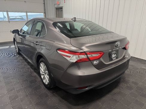 Used 2020 Toyota Camry LE AWD/4WD image 4