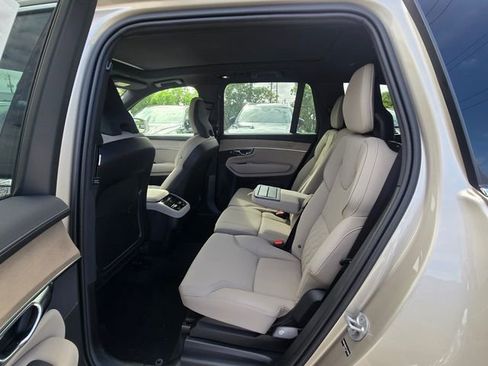 New 2026 Volvo XC90 B5 Plus image 14