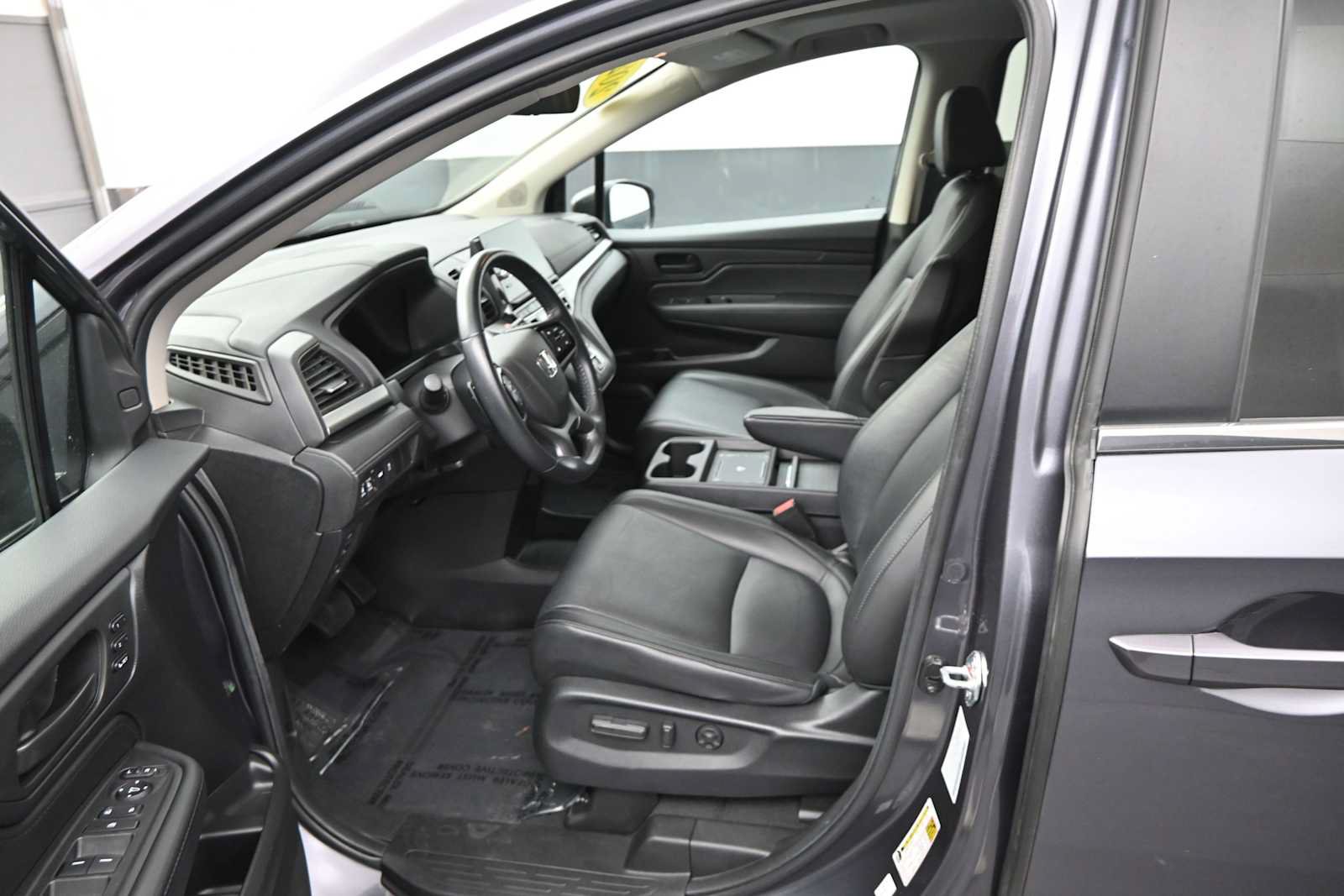 Used 2025 Honda Odyssey EX-L image 12