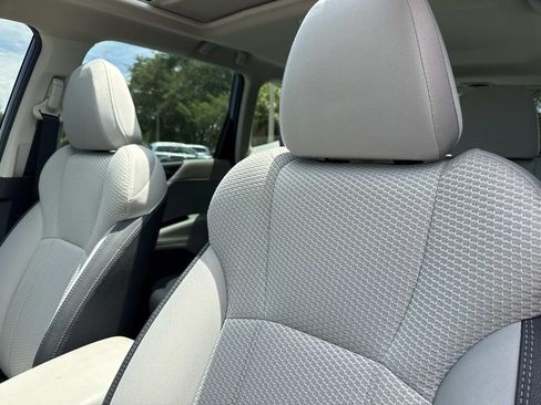 Used 2023 Subaru Forester Premium AWD/4WD image 23