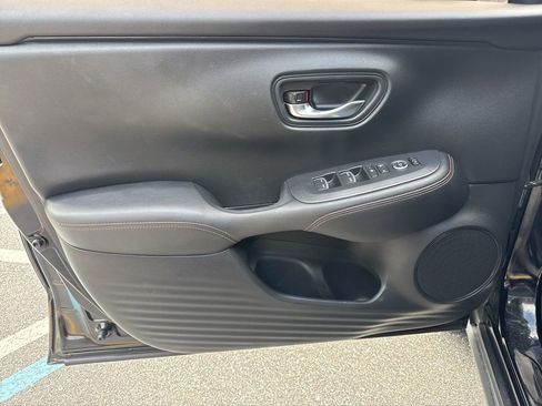 Used 2023 Honda HR-V Sport image 13