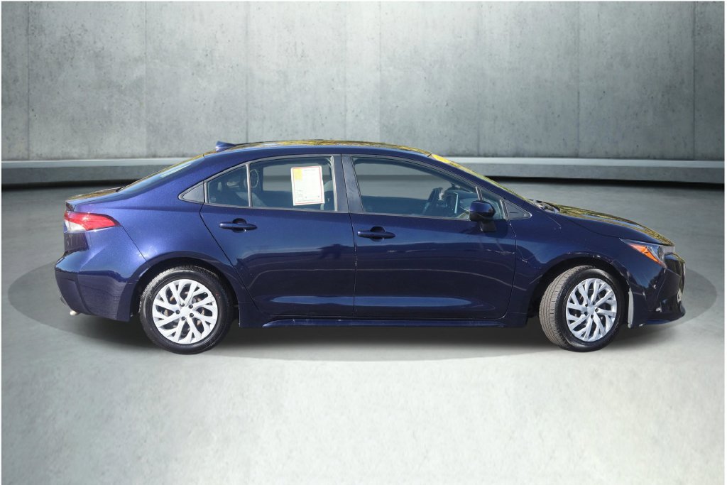 Used 2021 Toyota Corolla LE FWD image 9