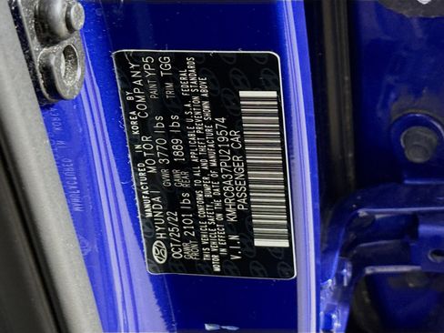 Used 2023 Hyundai Venue SEL w/ Cargo Package FWD image 37