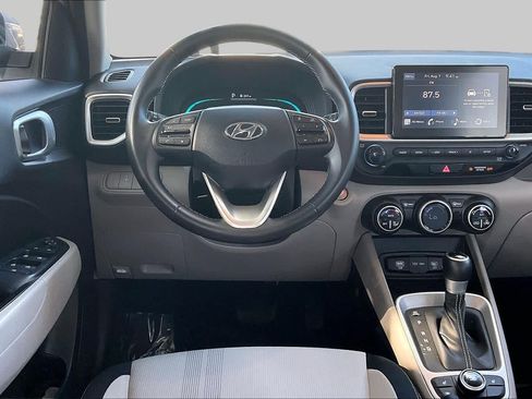 Certified 2026 Hyundai Venue SEL FWD image 6