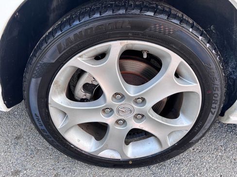 Used 2009 MAZDA MAZDA5 Sport FWD image 9