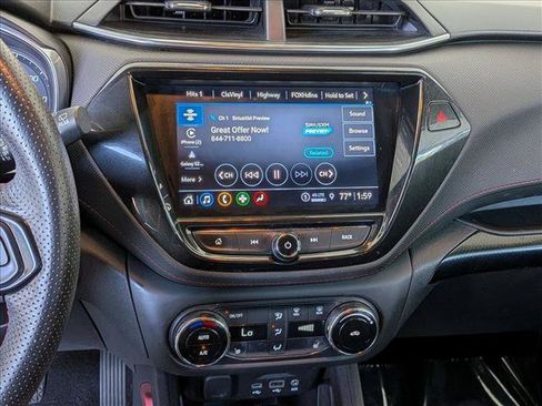 Used 2022 Chevrolet TrailBlazer RS w/ Sun and Liftgate Package FWD image 13