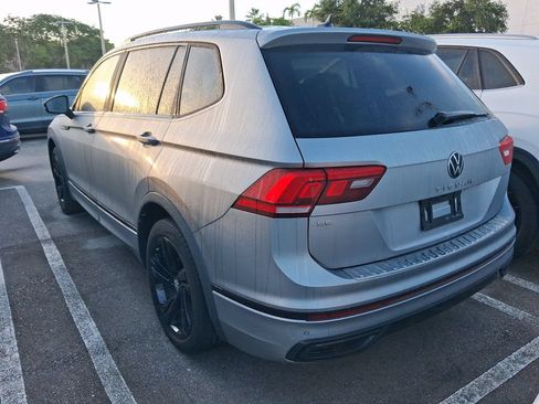 Used 2024 Volkswagen Tiguan SE R-Line FWD image 7