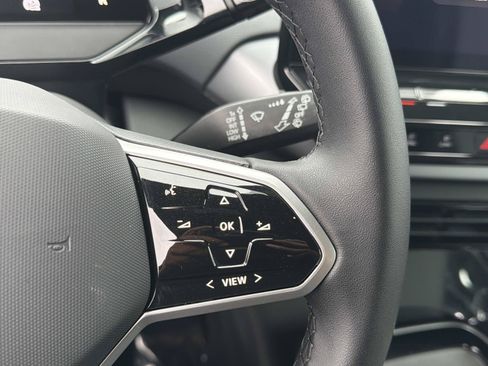 Certified 2023 Volkswagen ID.4 Pro RWD image 18
