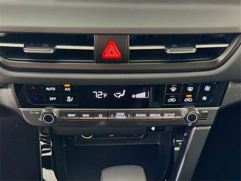 New 2026 Kia Seltos EX image 18