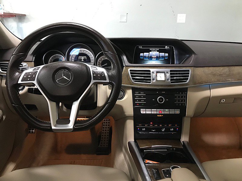 Used 2016 Mercedes-Benz E 350 4MATIC Wagon w/ Premium Package image 21