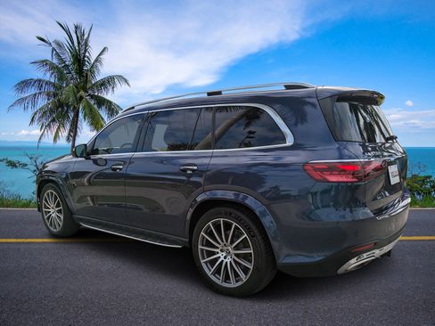 Used 2024 Mercedes-Benz GLS 580 4MATIC image 37