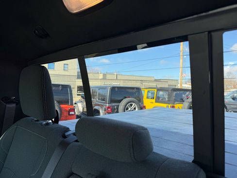 Used 2024 RAM 1500 Classic Warlock w/ Electronics Group image 19