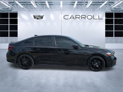 Used 2025 Honda Civic Sport image 3