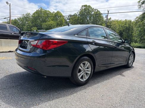Used 2011 Hyundai Sonata GLS w/ Popular Equipment Pkg 2 FWD image 12