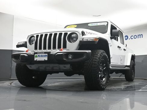 Used 2023 Jeep Gladiator Mojave w/ Cold Weather Group AWD/4WD image 7