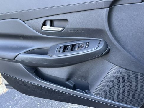 New 2026 Nissan Sentra SV w/ SV Convenience Package FWD image 5