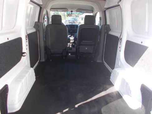 Used 2020 Nissan NV200 SV w/ Back Door Glass Package FWD image 17