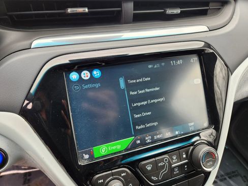 Used 2019 Chevrolet Bolt Premier w/ Infotainment Package image 25