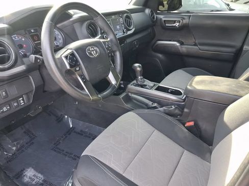 Used 2023 Toyota Tacoma TRD Sport RWD image 11