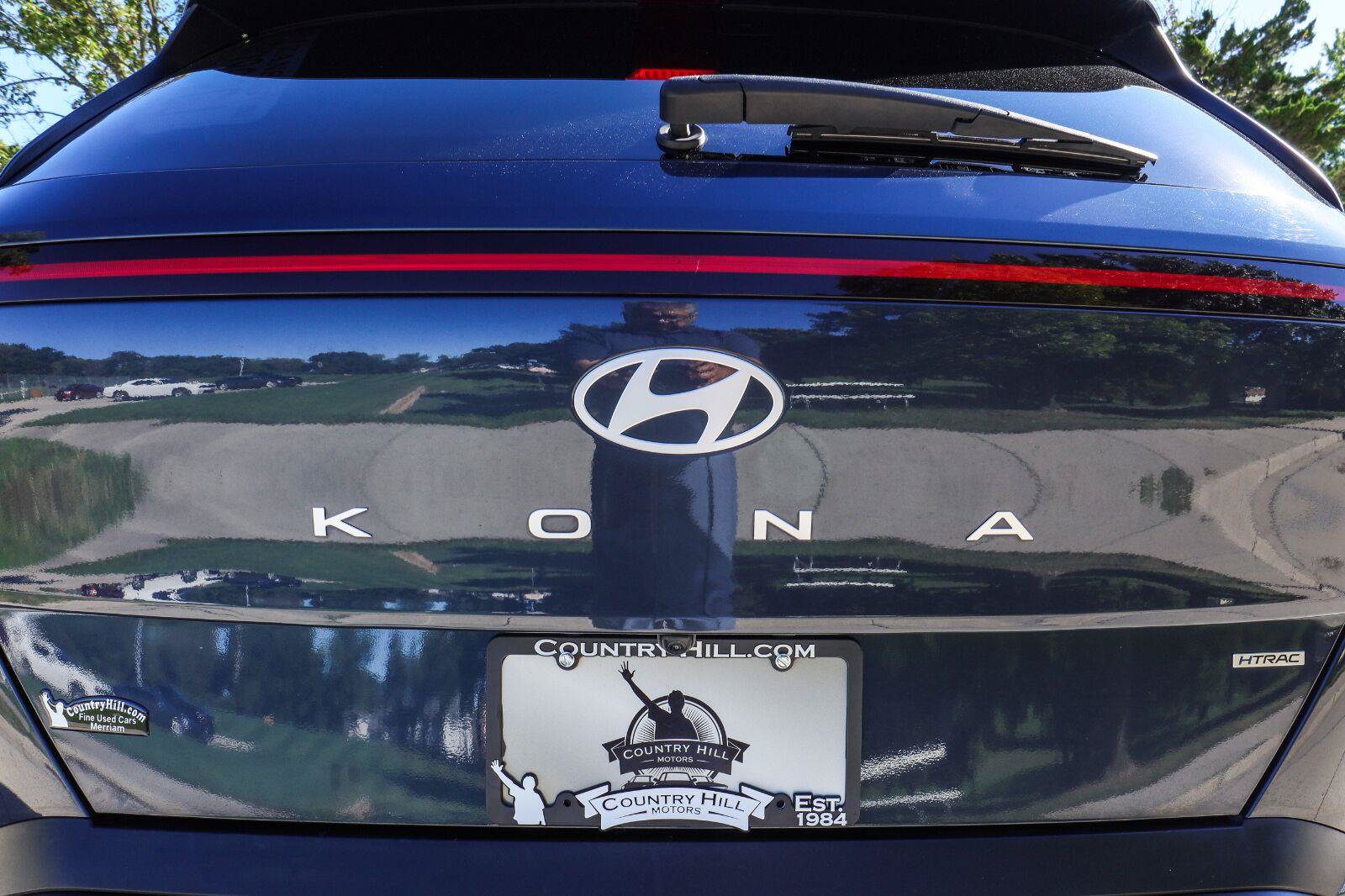 Used 2024 Hyundai Kona SEL AWD/4WD image 35