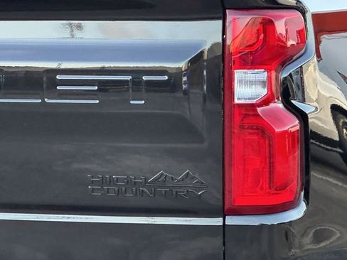 New 2026 Chevrolet Silverado 1500 High Country w/ Midnight Edition image 9