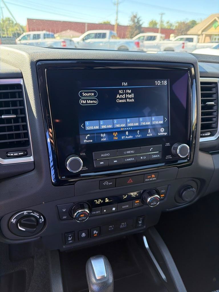Used 2023 Nissan Frontier SV w/ SV Convenience Package AWD/4WD image 17