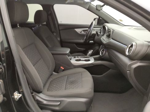 Used 2020 Chevrolet Blazer LT FWD image 21
