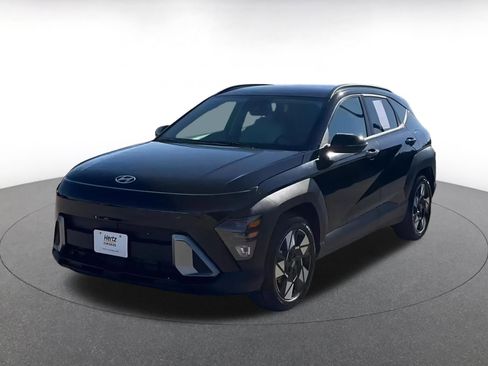 Used 2025 Hyundai Kona SEL image 7