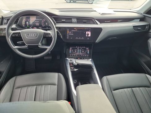 Certified 2024 Audi Q8 e-tron Premium Plus AWD/4WD image 3