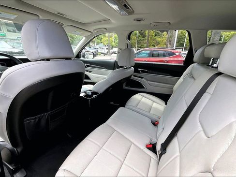 Certified 2025 Kia Telluride EX FWD image 16