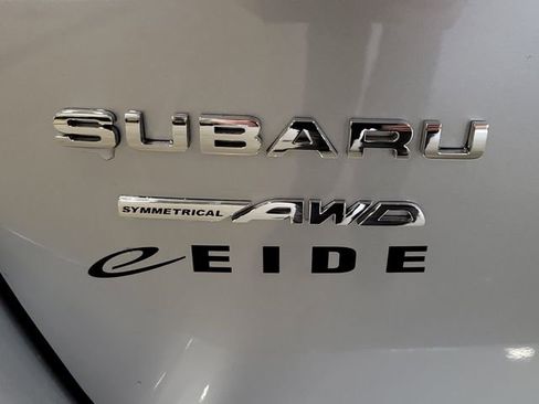 Certified 2025 Subaru Outback Limited image 28