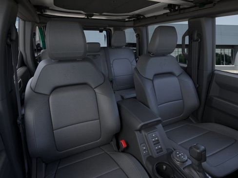 New 2025 Ford Bronco Badlands w/ Black Appearance Package AWD/4WD image 10