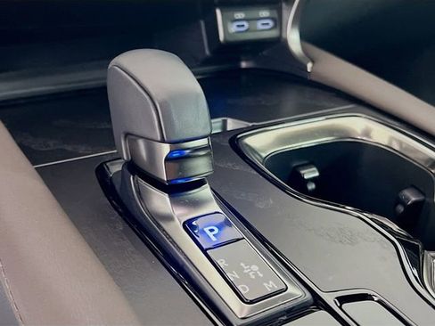 Used 2023 Lexus RX 350 FWD w/ Accessory Package image 18