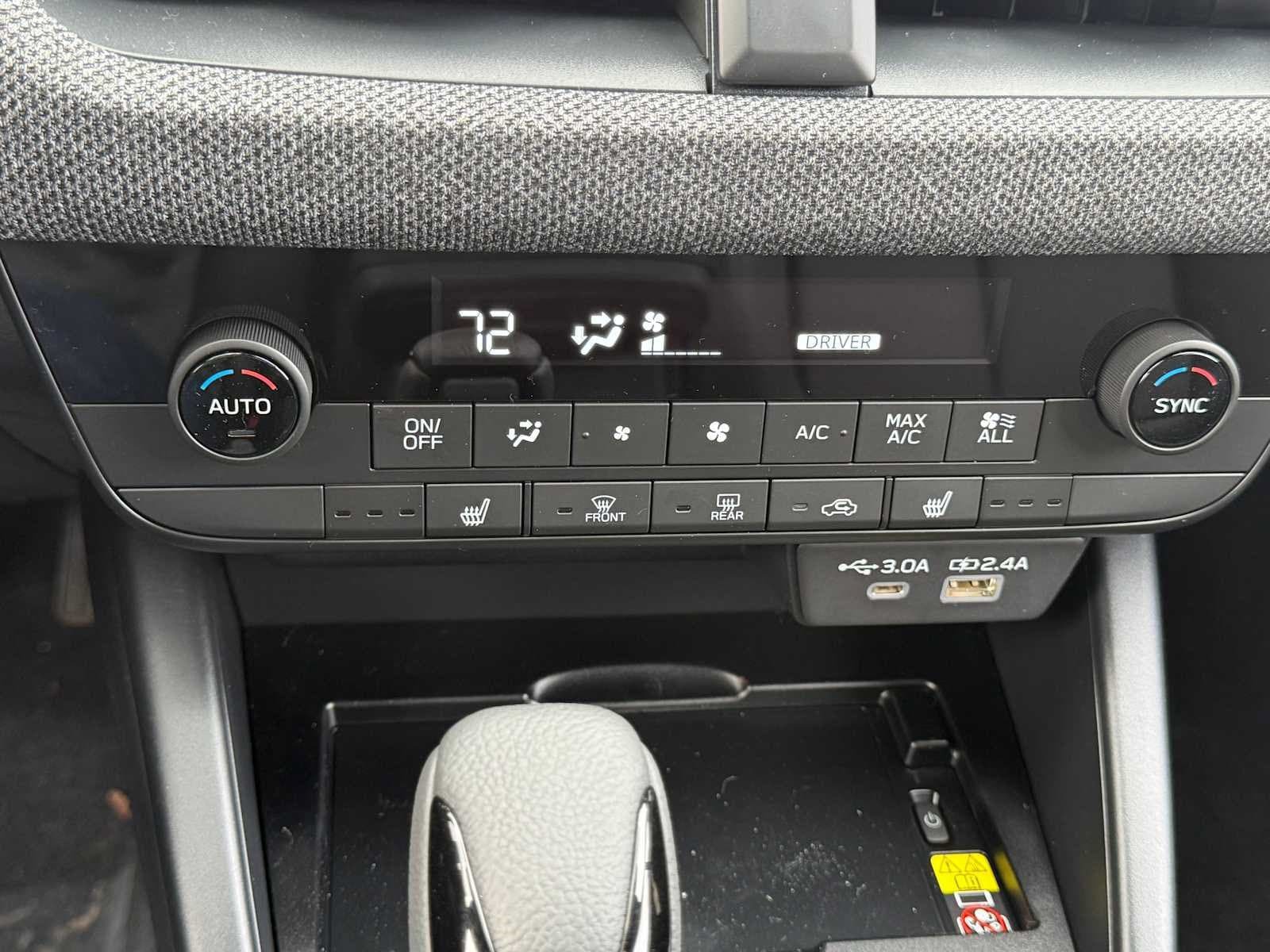 New 2026 Subaru Outback Limited AWD/4WD image 17