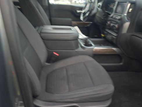Used 2020 Chevrolet Silverado 1500 LT Trail Boss AWD/4WD image 14